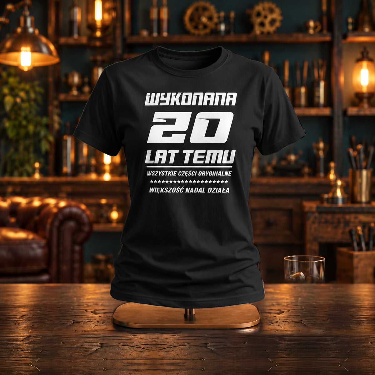 Wykonana 20 Lat Temu - Koszulka, Prezent na 20 Urodziny dla Kobiety - zdjęcie na podstawce