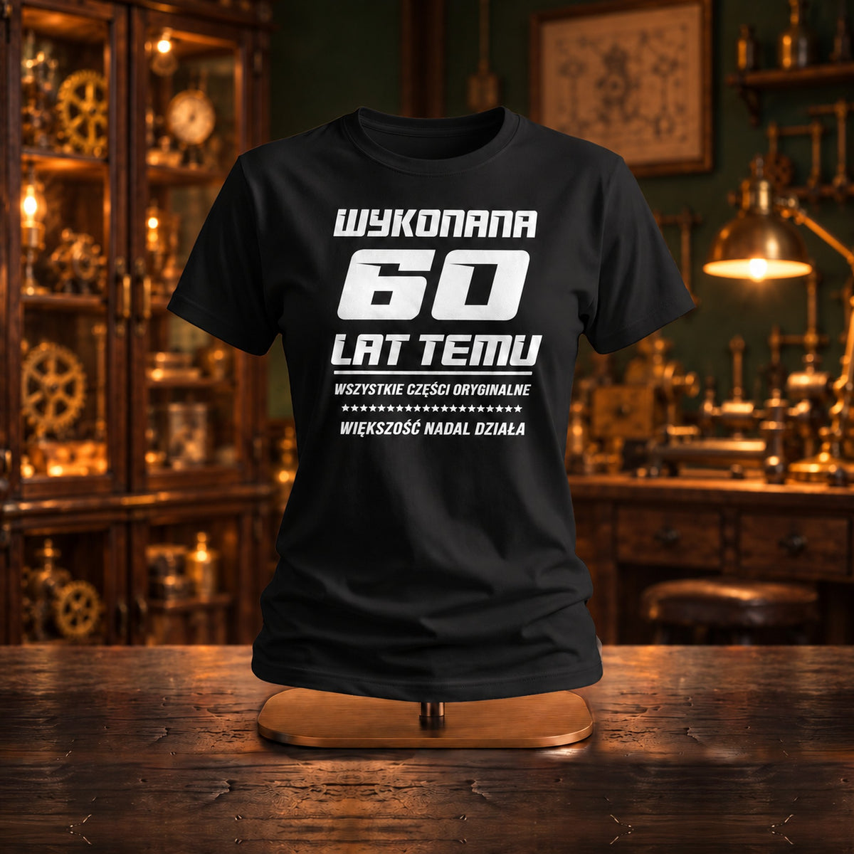 Wykonana 60 Lat Temu - Koszulka, Prezent na 60 Urodziny dla Kobiety - zdjęcie na podstawce