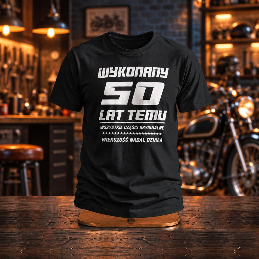 Wykonany 50 Lat Temu - Koszulka, Prezent na 50 Urodziny dla Mężczyzny - zdjęcie na podstawce
