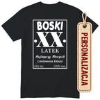 Czarna koszulka „BOSKI LATEK” - podgląd personalizacji, wiek wpisujesz przy zamówieniu