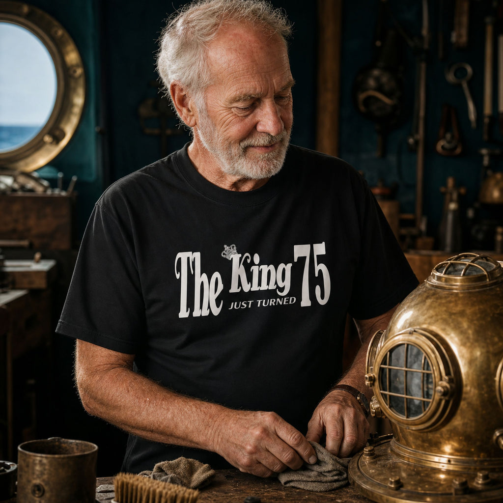 The King Just Turned 75 - Koszulka na 75 Urodziny dla Niego