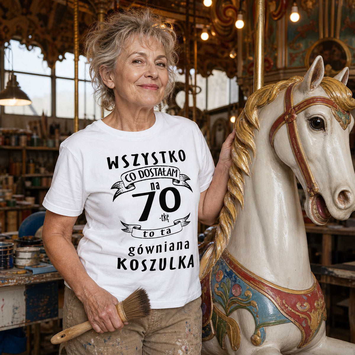 Koszulka na 70 Urodziny dla Niej - Przewrotny Prezent z Humorem