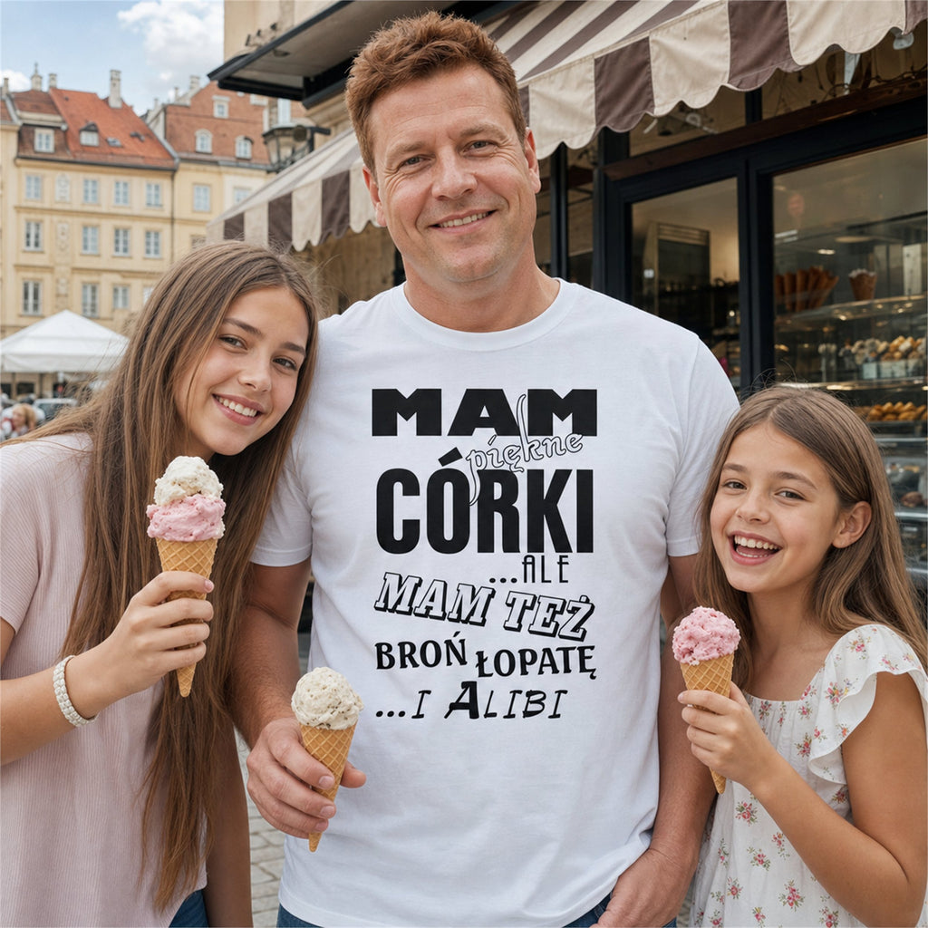 Koszulka Mam Piękne Córki w kolorze białym - tata z córkami i lodami przed lodziarnią, prezent dla taty