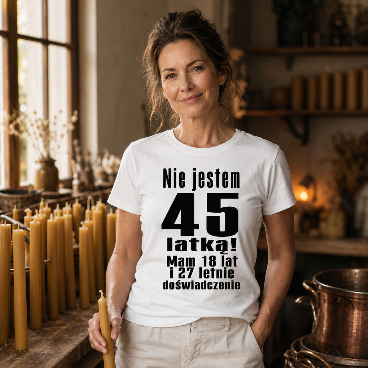 NIE JESTEM 45 LATKĄ - Koszulka na 45 Urodziny dla Niej
