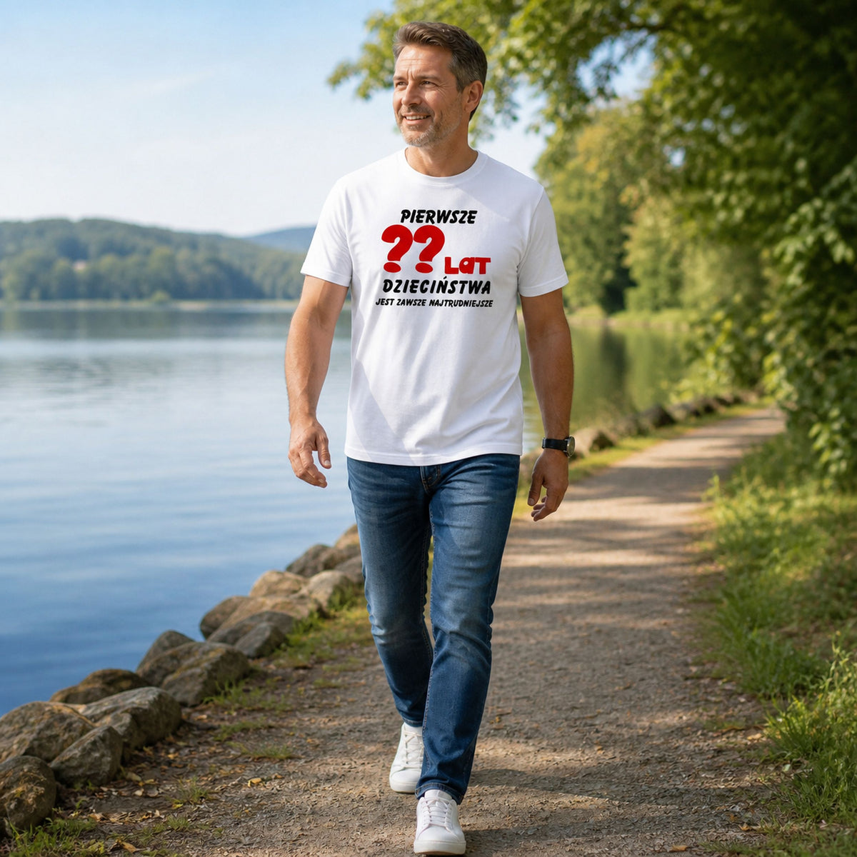 Koszulka Personalizowana na Urodziny - Czerwony Nadruk z Wiekiem