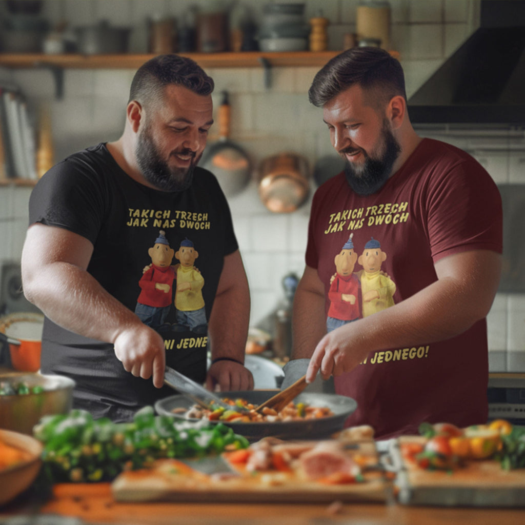 Sąsiedzi Takich Trzech Jak Nas Dwóch - Koszulka - zdjęcie lifestyle 2 z 2