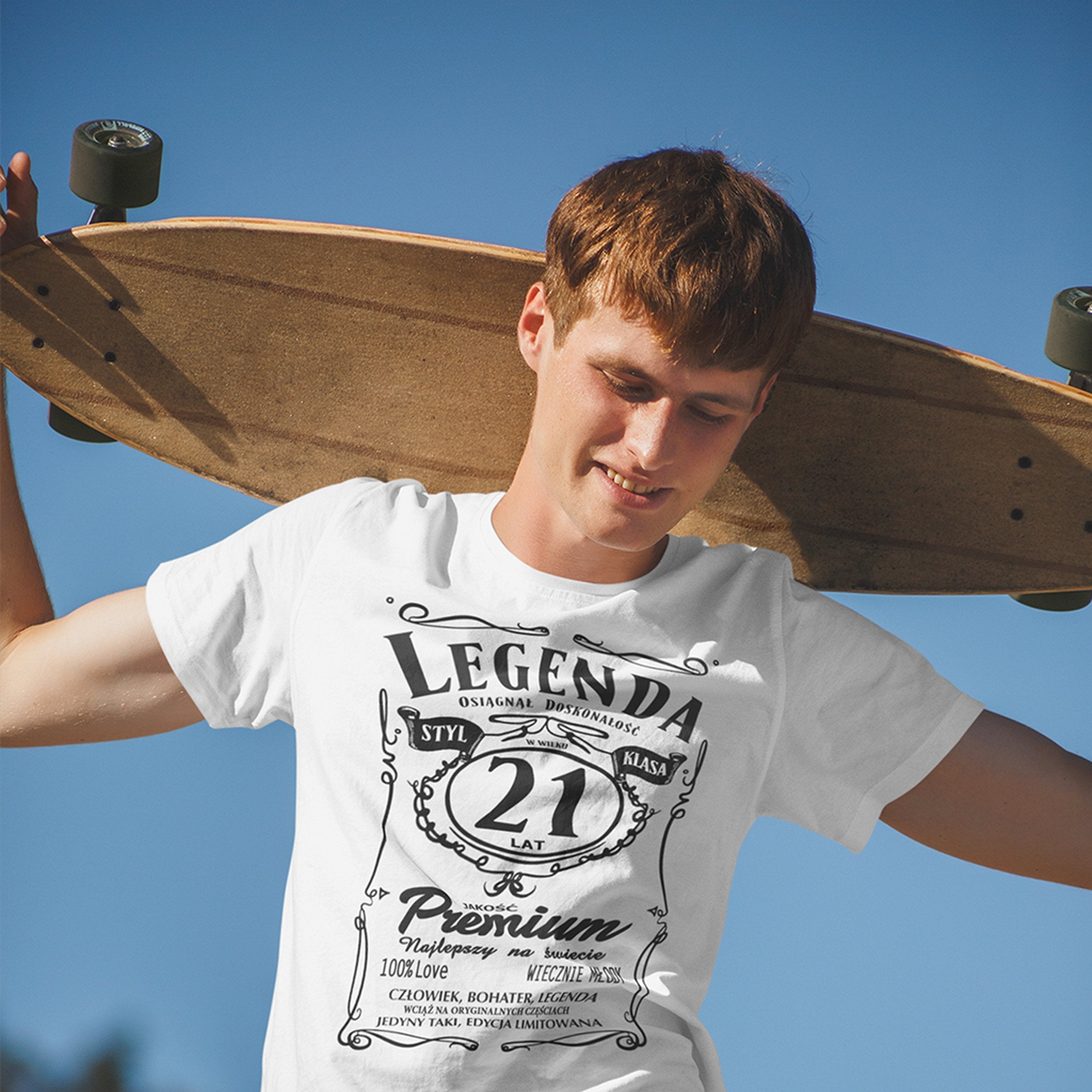 Koszulka Legenda 21 Lat - na modelu